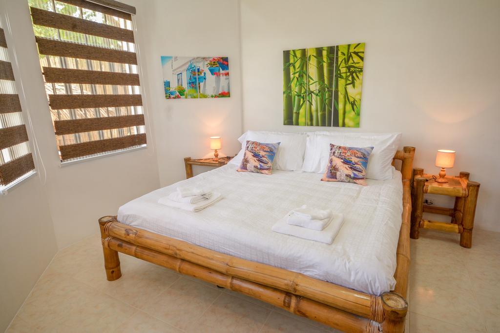 Hilltop Pool And Villa Puerto Princesa ภายนอก รูปภาพ