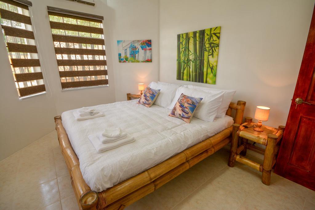 Hilltop Pool And Villa Puerto Princesa ภายนอก รูปภาพ