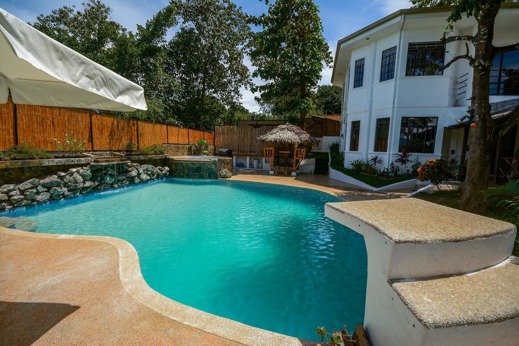 Hilltop Pool And Villa Puerto Princesa ภายนอก รูปภาพ